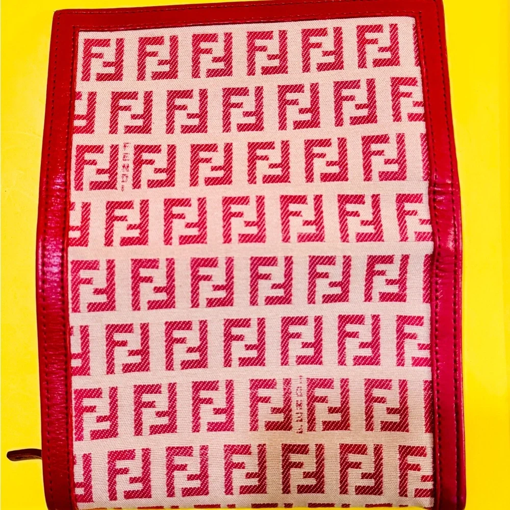 Fendi Red and Cream Monogram Wallet - Picture 3 of 13